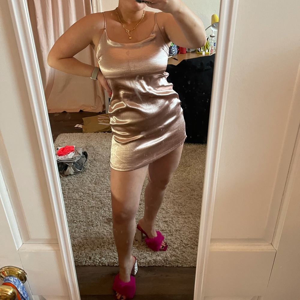THE CUTEST STINKIN DRESS EVERRRR 💓💟